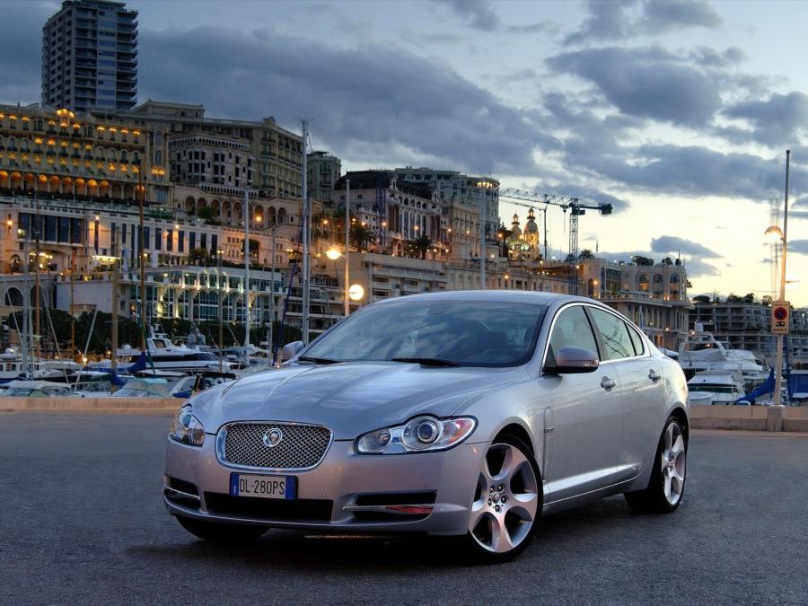  Jaguar XF Diesel S 2009 года  (фото 70 из 82)